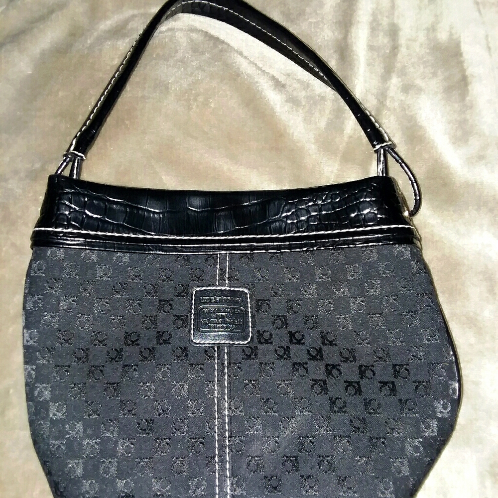 Liz Claiborne purse